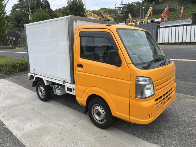 御覧いただきありがとうございます 展示場が片道20分の所にあります。連絡いただければ用意します。