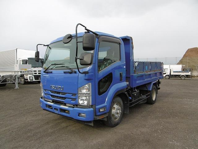 株式会社アース 岸和田市新港町4-1 TEL072-430-1000