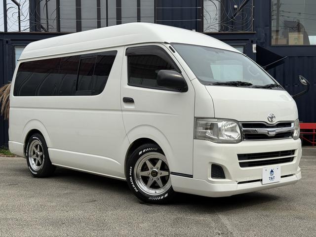 ナローボディ&ハイルーフという扱い勝手が良いサイズのハイエースが入庫致しました!ライトカスタム...