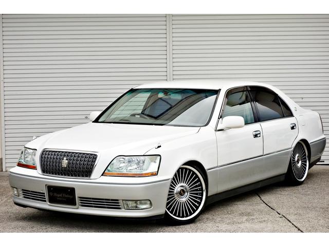 クラウンマジェスタのカスタム車輛です!新品19インチアルミ!新品車高調!スモークフィルム施工済...
