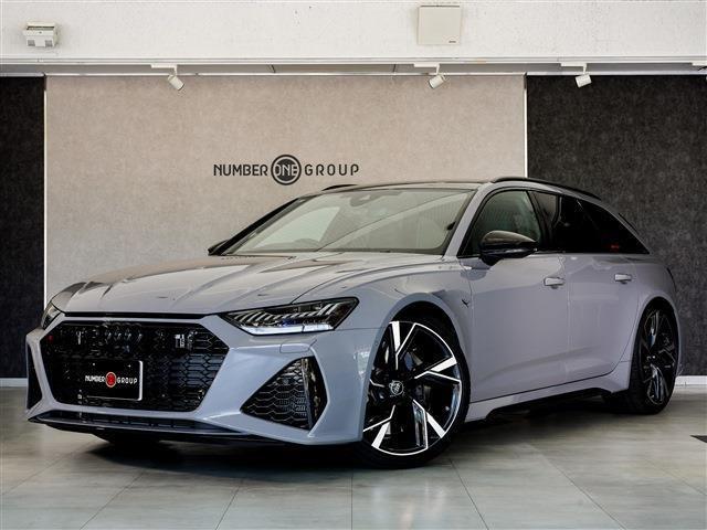 人気色ナルドグレー【 アウディRS6 アバント パフォーマンス 】実用性と走行性を兼ね備えた1...