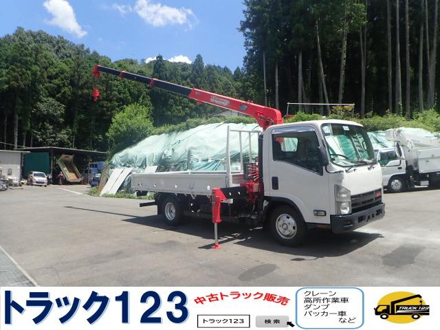 ワイドロングボディは長尺物や容積の大きな荷物も効率よく積めます。小型トラックでは珍しい2.93...