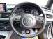 【車屋】として、長く車業界に従事した経験豊富なスタッフが多数在籍しております。
