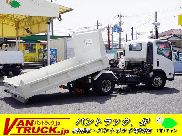 当店の在庫をご覧き有難うございます。当社はバン・トラックの専門店です。専門知識を活かし、丁寧な...