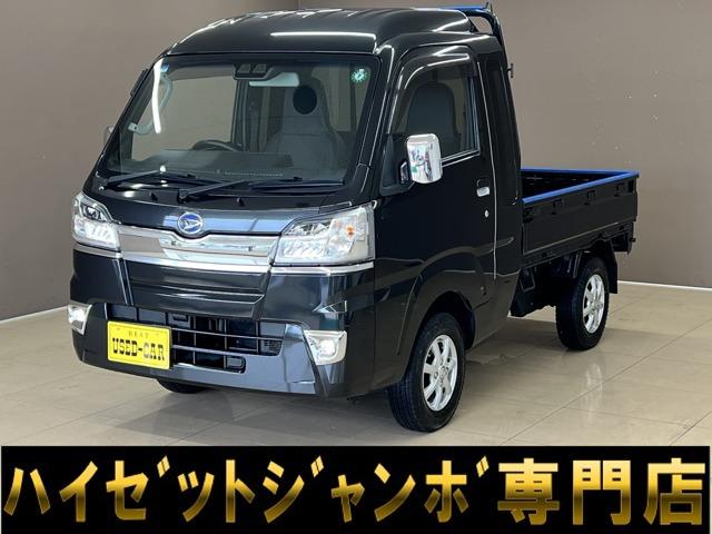 雨、夜でも明るい室内でゆっくりとお車ご覧いただけます♪20:00まで営業しております。お仕事帰...