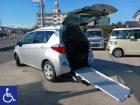 福祉車両 スローパー 電動固定式 後部座席付 他有♪ 福祉車両 スローパー 電動固定式 ナビ ...