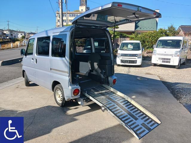 福祉車両 スローパー ニールダウン式 すぐ乗れます! スローパー ニールダウン式 福祉車両この...